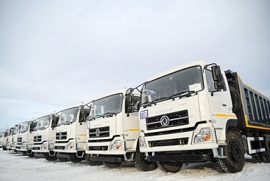 Компания Dongfeng Motor передала 70 самосвалов АО «Ямалдорстрой»